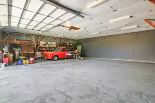 675 E 1950 North Rd, Monticello, IL 61856 - Photo 8