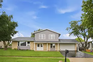 1596 Texas St, Elk Grove Village, IL 60007 - Photo 1