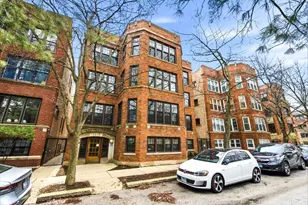 1215 E Madison Park Ave, Chicago, IL 60615 - Photo 1