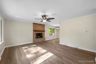 3911 Eastway Drive, Island Lake, IL 60042 - Photo 4