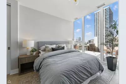 146 W Erie Street #1401, Chicago, IL 60654 - Photo 12