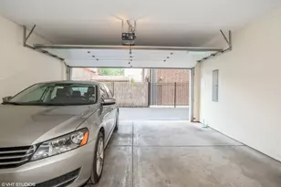 7209 N Oakley Ave, Chicago, IL 60645 - Photo 14