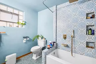 136 Callan Ave, Evanston, IL 60202 - Photo 10