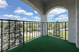 350 Plum Creek Dr, Wheeling, IL 60090 - Photo 20