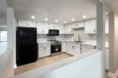 350 Plum Creek Drive #403, Wheeling, IL 60090 - Photo 12