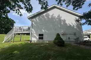 3707 Torch Club Rd, Alton, IL 62002 - Photo 10