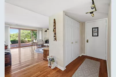 640 Old Barn Road #C, Lake Barrington, IL 60010 - Photo 4