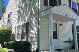 518 Darlene Ln, Glendale Heights, IL 60139 - Photo 2