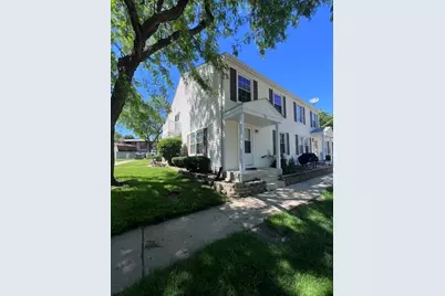 518 Darlene Lane #C, Glendale Heights, IL 60139 - Photo 1