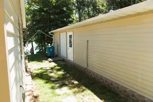 1734 Moonglow Rd, Centralia, IL 62801 - Photo 18