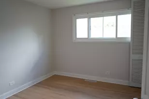 54 Fernwood Dr, Glenview, IL 60025 - Photo 10