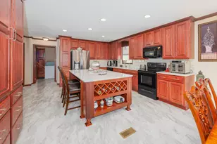 508 Indiana Ave, Salem, IL 62881 - Photo 8