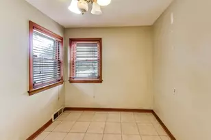 3258 W 84th St, Chicago, IL 60652 - Photo 8