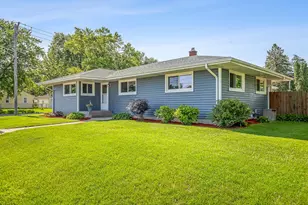 7922 Elm Ave, Machesney Park, IL 61115 - Photo 2