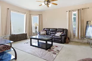 458 Winston Ave, Joliet, IL 60433 - Photo 2