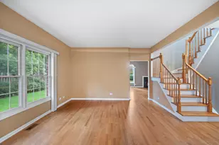 1812 Monroe Ct, Glenview, IL 60025 - Photo 4
