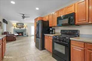 346 Thistle Dr, Bolingbrook, IL 60490 - Photo 8