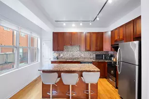 338 E 25th Pl, Chicago, IL 60616 - Photo 12