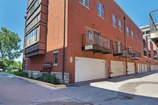 338 E 25th Pl, Chicago, IL 60616 - Photo 30