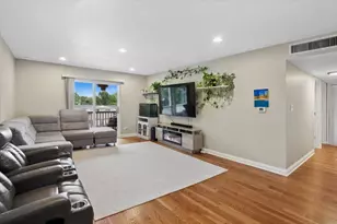 [Address not provided], Des Plaines, IL 60016 - Photo 10