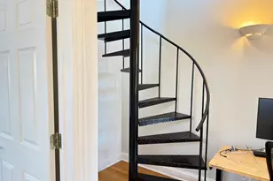 1350 W Byron St, Chicago, IL 60613 - Photo 16