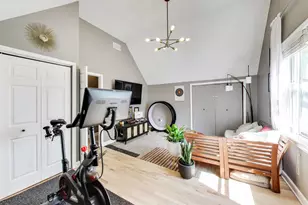 3000 N Hoyne Ave, Chicago, IL 60618 - Photo 14