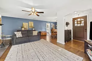 4812 Wolf Rd, Western Springs, IL 60558 - Photo 2