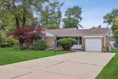 4812 Wolf Road, Western Springs, IL 60558 - Photo 2