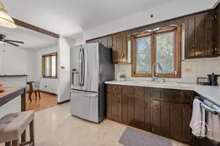 18W088 Claremont Dr, Darien, IL 60561 - Photo 12