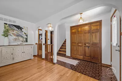 18W088 Claremont Drive, Darien, IL 60561 - Photo 6