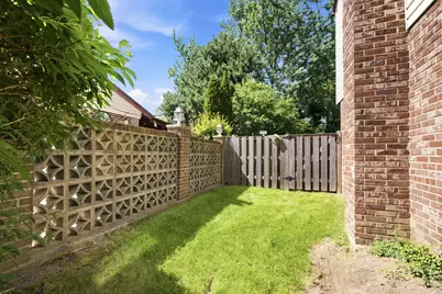 802 E Hackberry Drive, Arlington Heights, IL 60004 - Photo 24