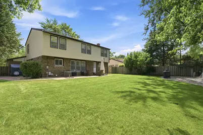 802 E Hackberry Drive, Arlington Heights, IL 60004 - Photo 22