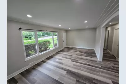 5522 Pershing Avenue, Downers Grove, IL 60515 - Photo 4