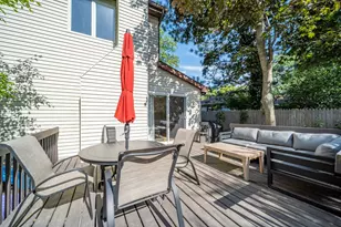 728 Price Ln, Deerfield, IL 60015 - Photo 28