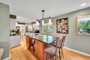 728 Price Ln, Deerfield, IL 60015 - Photo 8