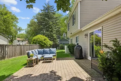 35 Knightsbridge Drive, Mundelein, IL 60060 - Photo 20