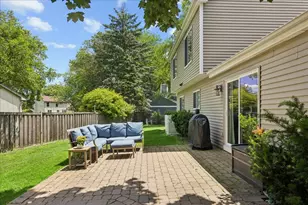 35 Knightsbridge Dr, Mundelein, IL 60060 - Photo 20
