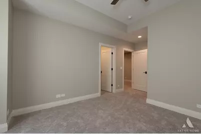 246 Holmes Avenue, Clarendon Hills, IL 60514 - Photo 40