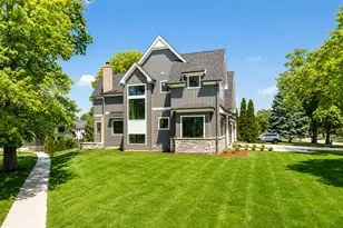246 Holmes Ave, Clarendon Hills, IL 60514 - Photo 42