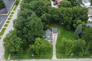 120 E Washington Ave, Watseka, IL 60970 - Photo 12