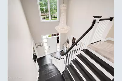 148 Hawkins Circle, Wheaton, IL 60189 - Photo 24