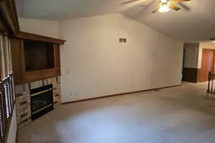 [Address not provided], Loves Park, IL 61111 - Photo 8