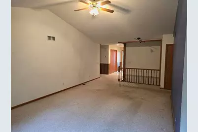 [Address not provided], Loves Park, IL 61111 - Photo 12