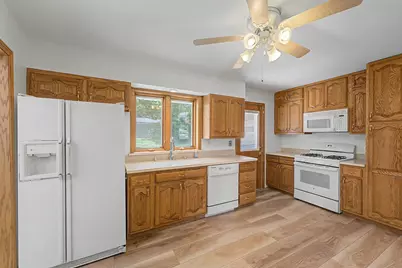 [Address not provided], Glenview, IL 60025 - Photo 10
