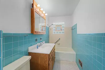 [Address not provided], Glenview, IL 60025 - Photo 20
