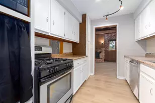 612 Westnedge Rd, Joliet, IL 60435 - Photo 4