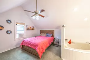 725 Augusta Ave, Elgin, IL 60120 - Photo 26