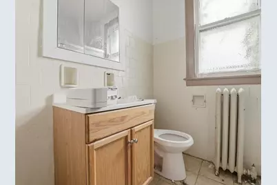 7842 S Constance Avenue, Chicago, IL 60649 - Photo 10