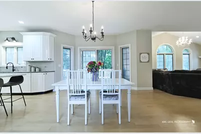 23475 W Newhaven Drive, Hawthorn Woods, IL 60047 - Photo 20