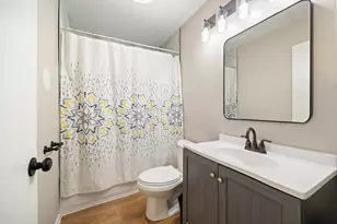 3242 Roesner Dr, Markham, IL 60428 - Photo 8
